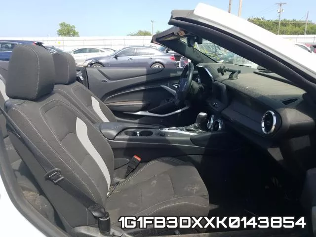 1G1FB3DXXK0143854_5.webp