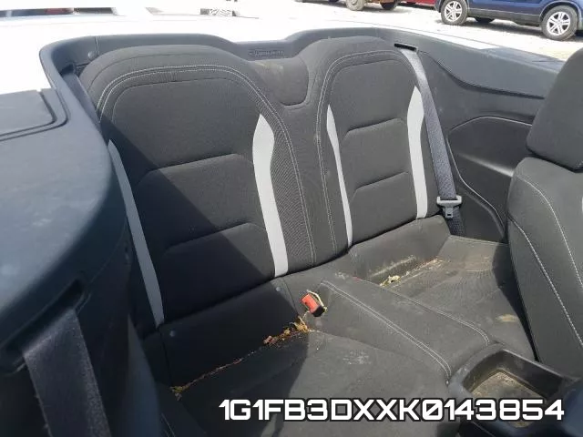 1G1FB3DXXK0143854_6.webp