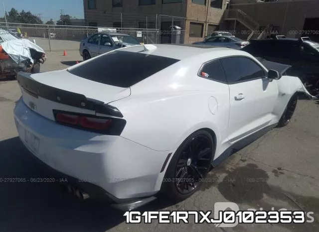 1G1FE1R7XJ0102353_4.webp