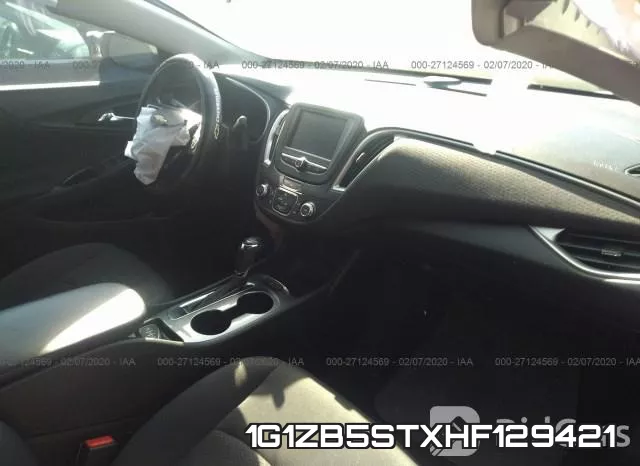 1G1ZB5STXHF129421_5.webp