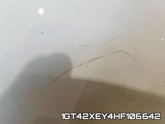 1GT42XEY4HF106642_9.webp
