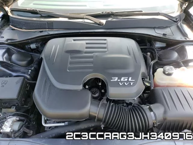 2C3CCAAG3JH340976_7.webp