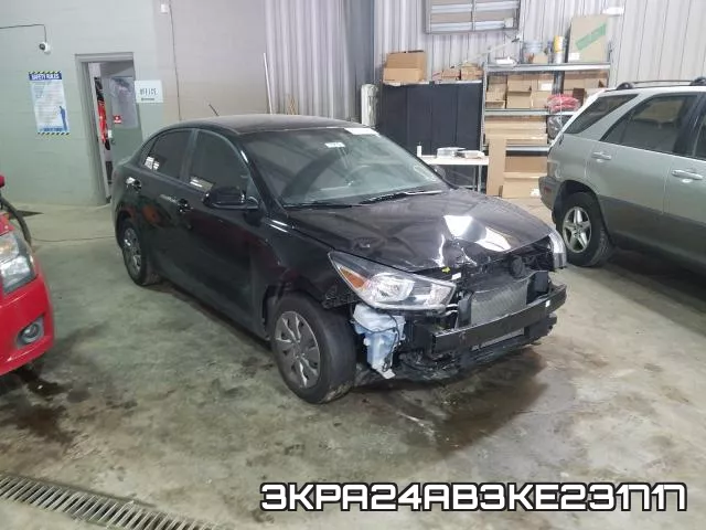 3KPA24AB3KE231717_1.webp