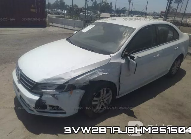 3VW2B7AJ8HM251504_2.webp