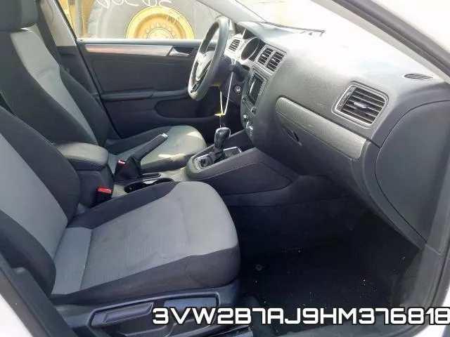 3VW2B7AJ9HM376818_5.webp