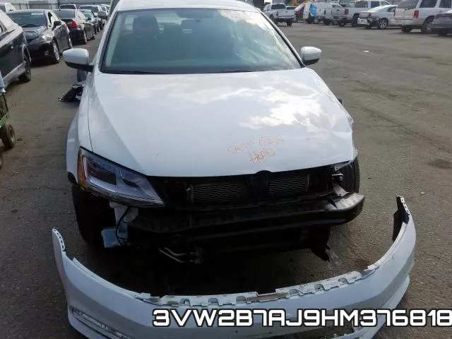 3VW2B7AJ9HM376818_9.webp