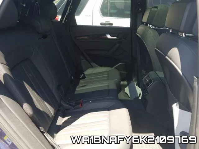 WA1BNAFY6K2109769_6.webp
