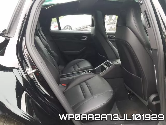 WP0AA2A73JL101929_6.webp