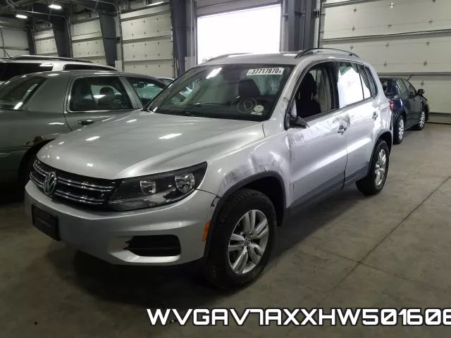 WVGAV7AXXHW501606_2.webp