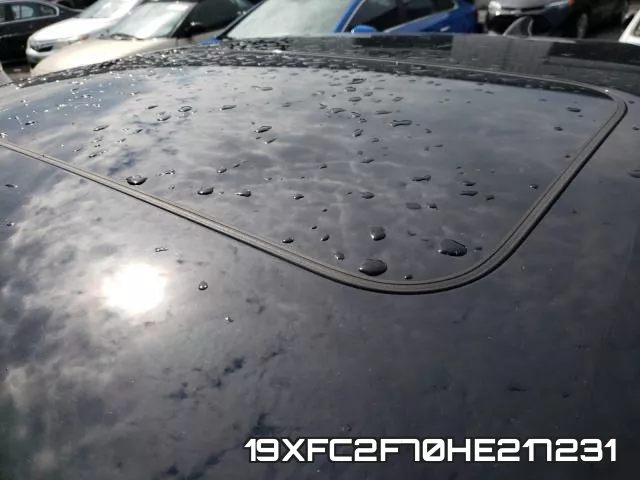 19XFC2F70HE217231_9.webp