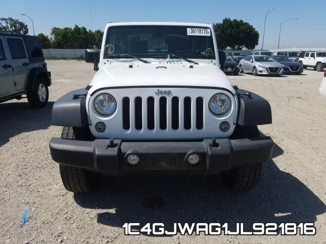 1C4GJWAG1JL921816_9.webp