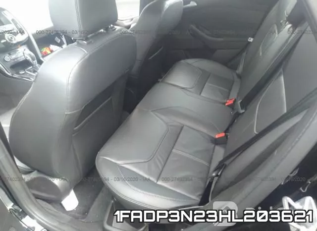 1FADP3N23HL203621_8.webp