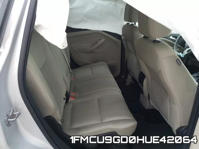 1FMCU9GD0HUE42064_6.webp