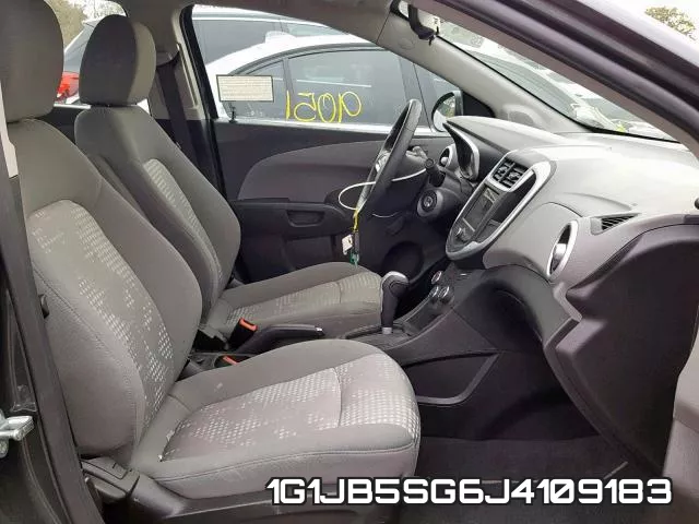 1G1JB5SG6J4109183