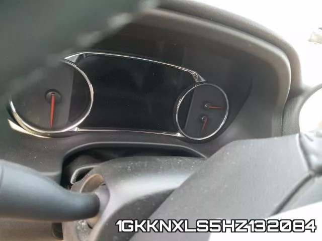 1GKKNXLS5HZ132084_8.webp