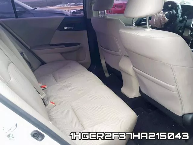1HGCR2F37HA215043_6.webp