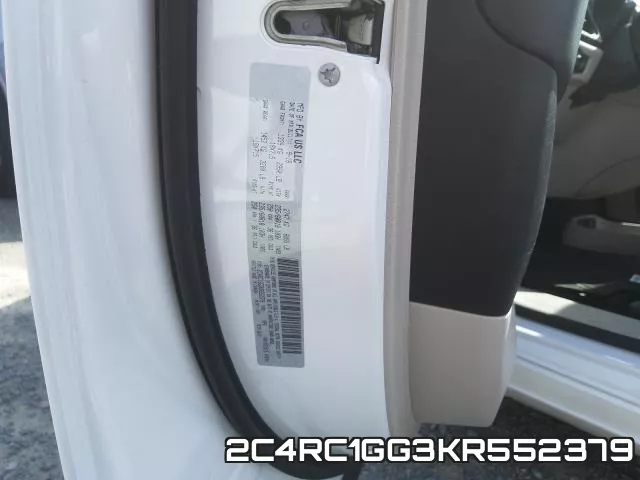 2C4RC1GG3KR552379_10.webp