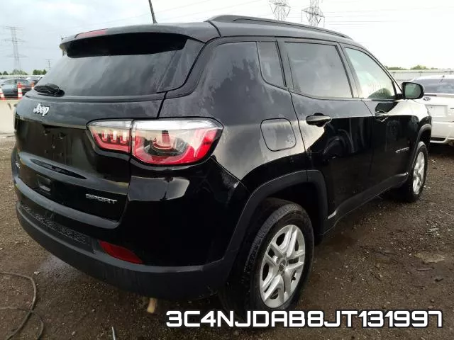 3C4NJDAB8JT131997_4.webp
