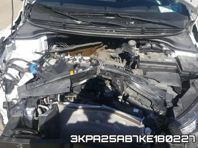 3KPA25AB7KE180227_7.webp