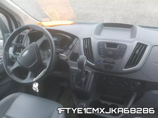 1FTYE1CMXJKA68286_9.webp
