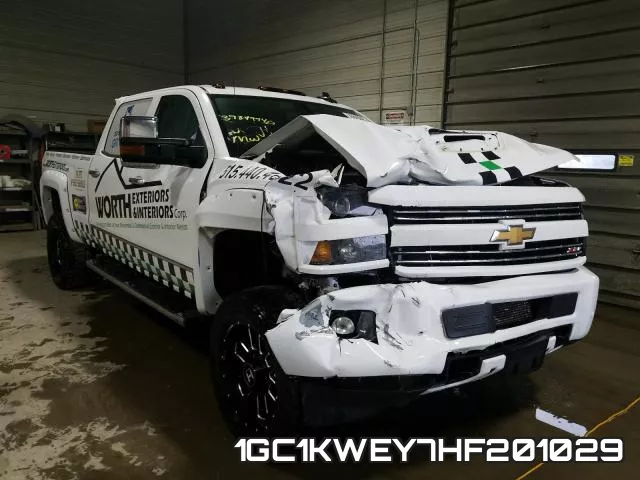 1GC1KWEY7HF201029_1.webp