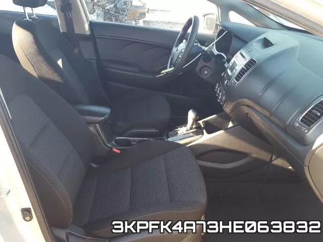 3KPFK4A73HE063832_5.webp