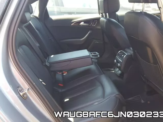 WAUG8AFC6JN030233_6.webp
