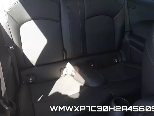 WMWXP7C30H2A45609_6.webp