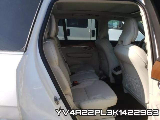 YV4A22PL3K1422963_6.webp