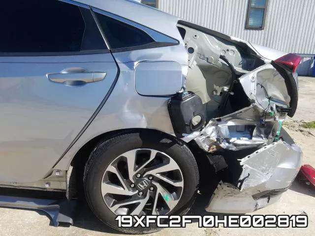 19XFC2F70HE002819_9.webp