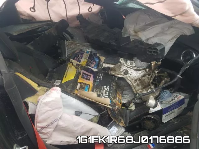 1G1FK1R68J0176886_5.webp