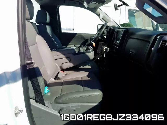 1GD01REG8JZ334096_5.webp