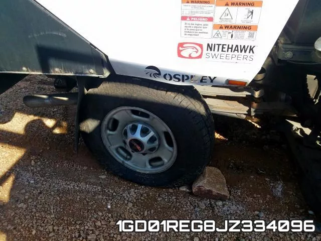 1GD01REG8JZ334096_9.webp