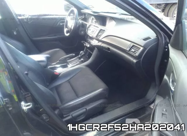 1HGCR2F52HA202041_5.webp
