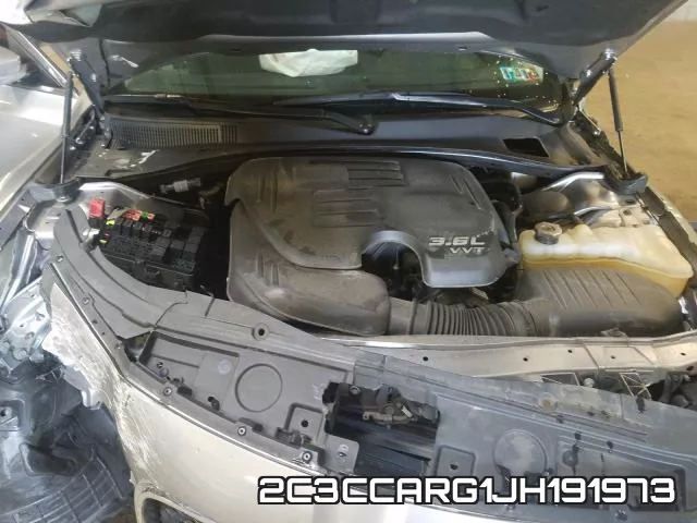 2C3CCARG1JH191973_7.webp