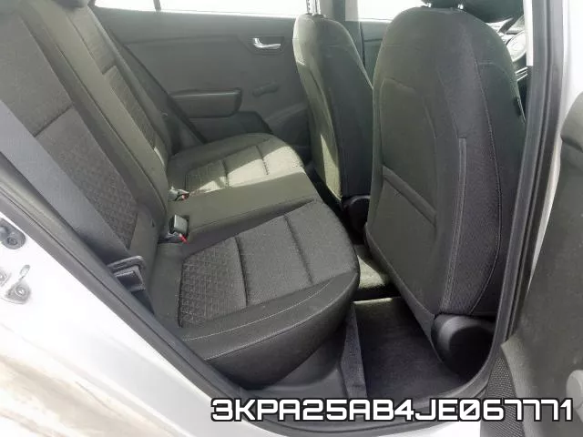3KPA25AB4JE067771_6.webp