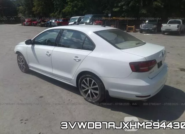 3VWDB7AJXHM294430_3.webp