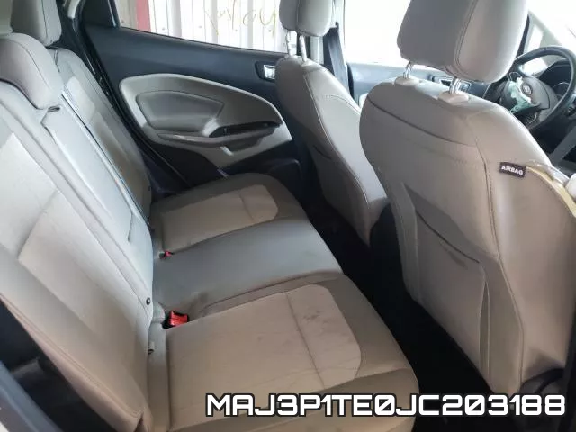 MAJ3P1TE0JC203188_6.webp