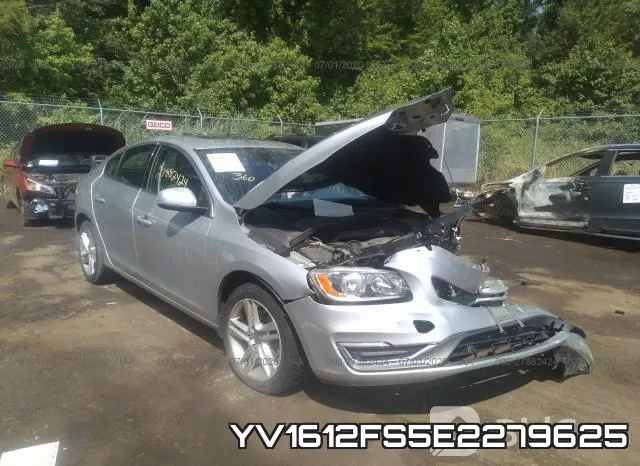 YV1612FS5E2279625