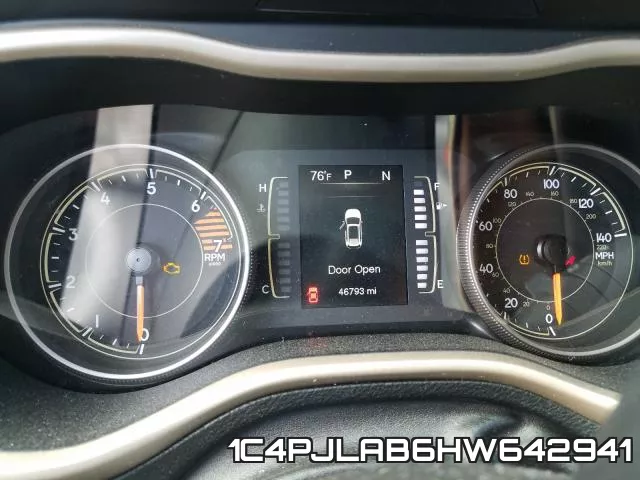 1C4PJLAB6HW642941_8.webp