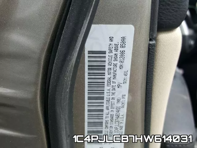 1C4PJLCB7HW614031_10.webp