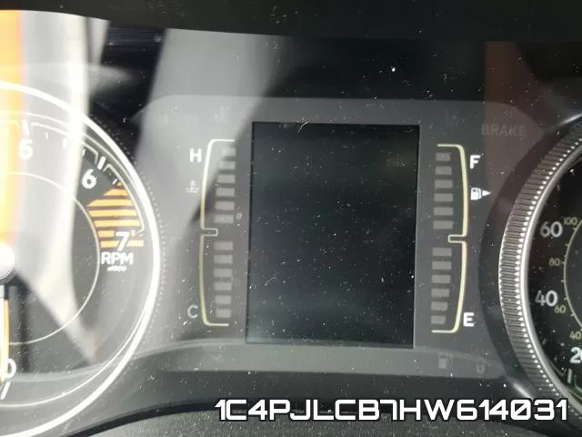 1C4PJLCB7HW614031_8.webp
