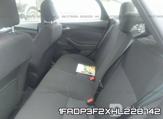 1FADP3F2XHL228742_8.webp