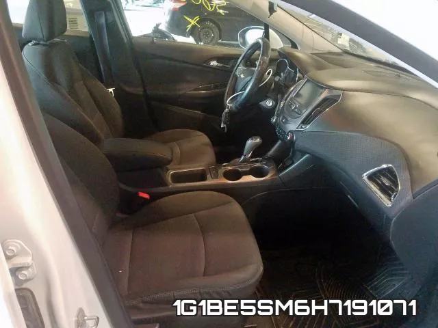 1G1BE5SM6H7191071_5.webp
