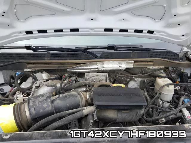 1GT42XCY7HF180933_7.webp