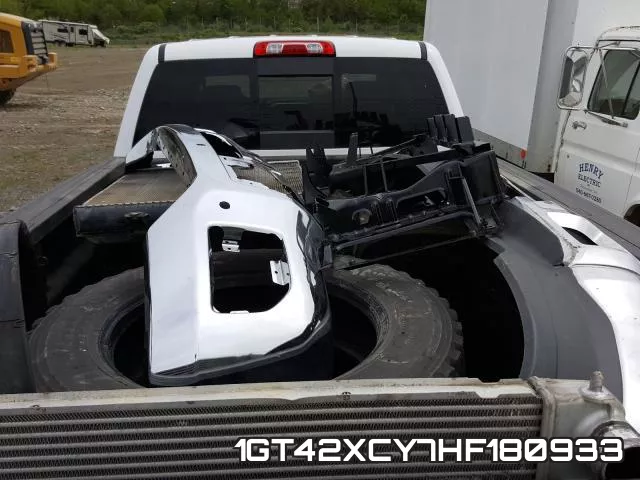 1GT42XCY7HF180933_9.webp