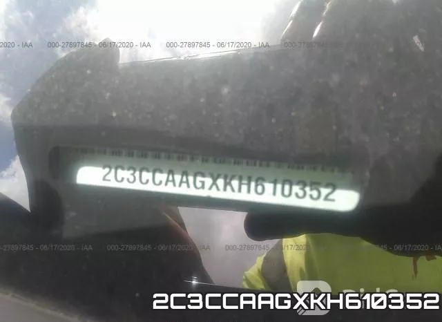 2C3CCAAGXKH610352_9.webp