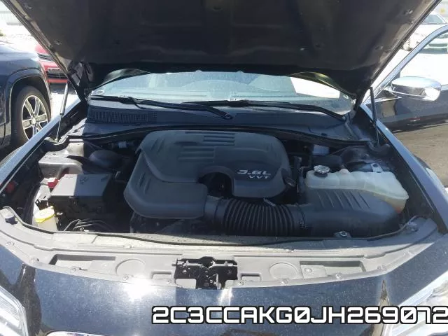 2C3CCAKG0JH269072_7.webp