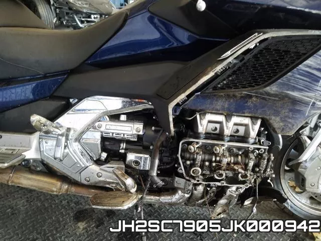 JH2SC7905JK000942_7.webp