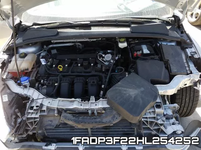 1FADP3F22HL254252_7.webp